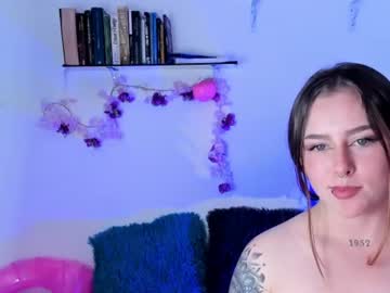 leyla_miller_