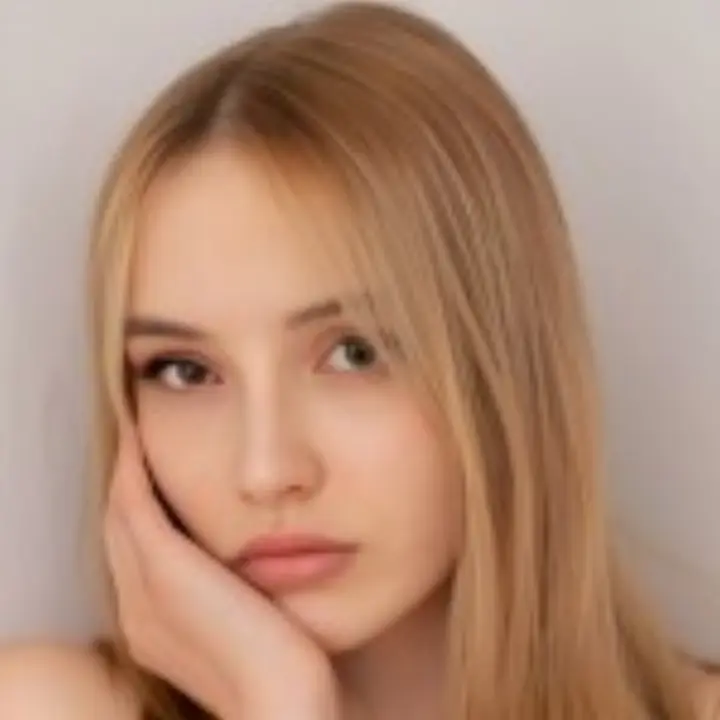 Had a really fun time shooting new vid. See you soon, kitties — 7